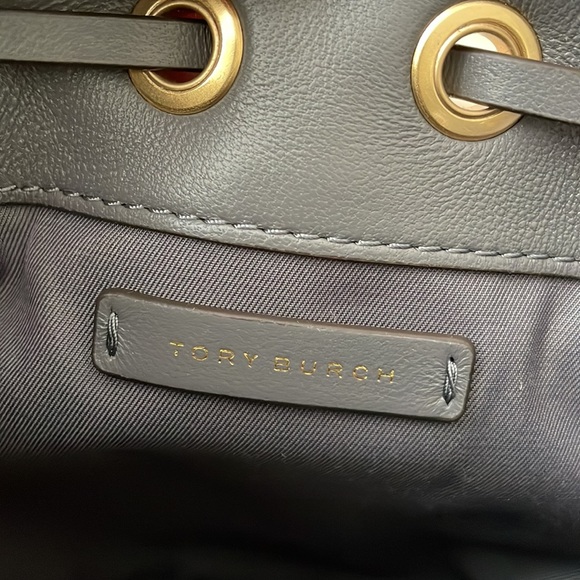 Tory Burch Fleming Soft Boucle Mini Bucket Bag Carbon Style 89764 NWT - Picture 6 of 16